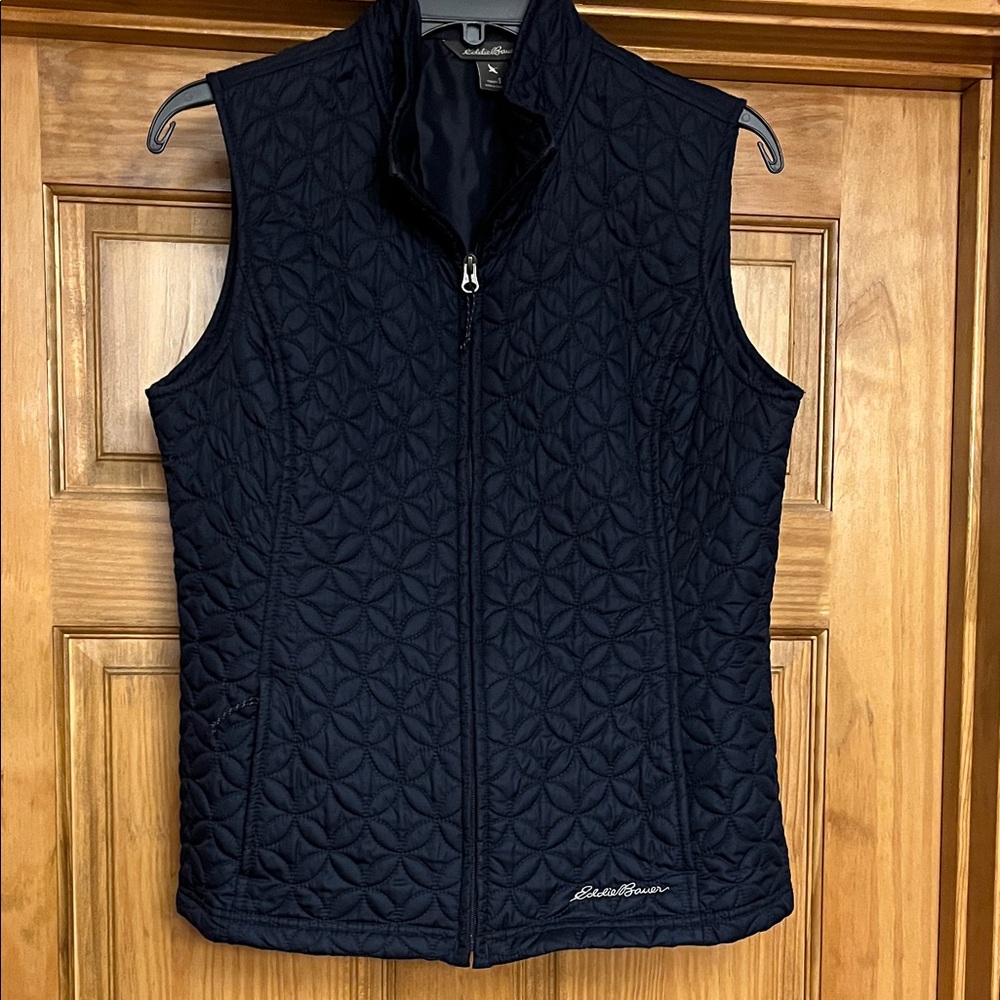 Eddie Bauer Women's Navy Quilted Vest
